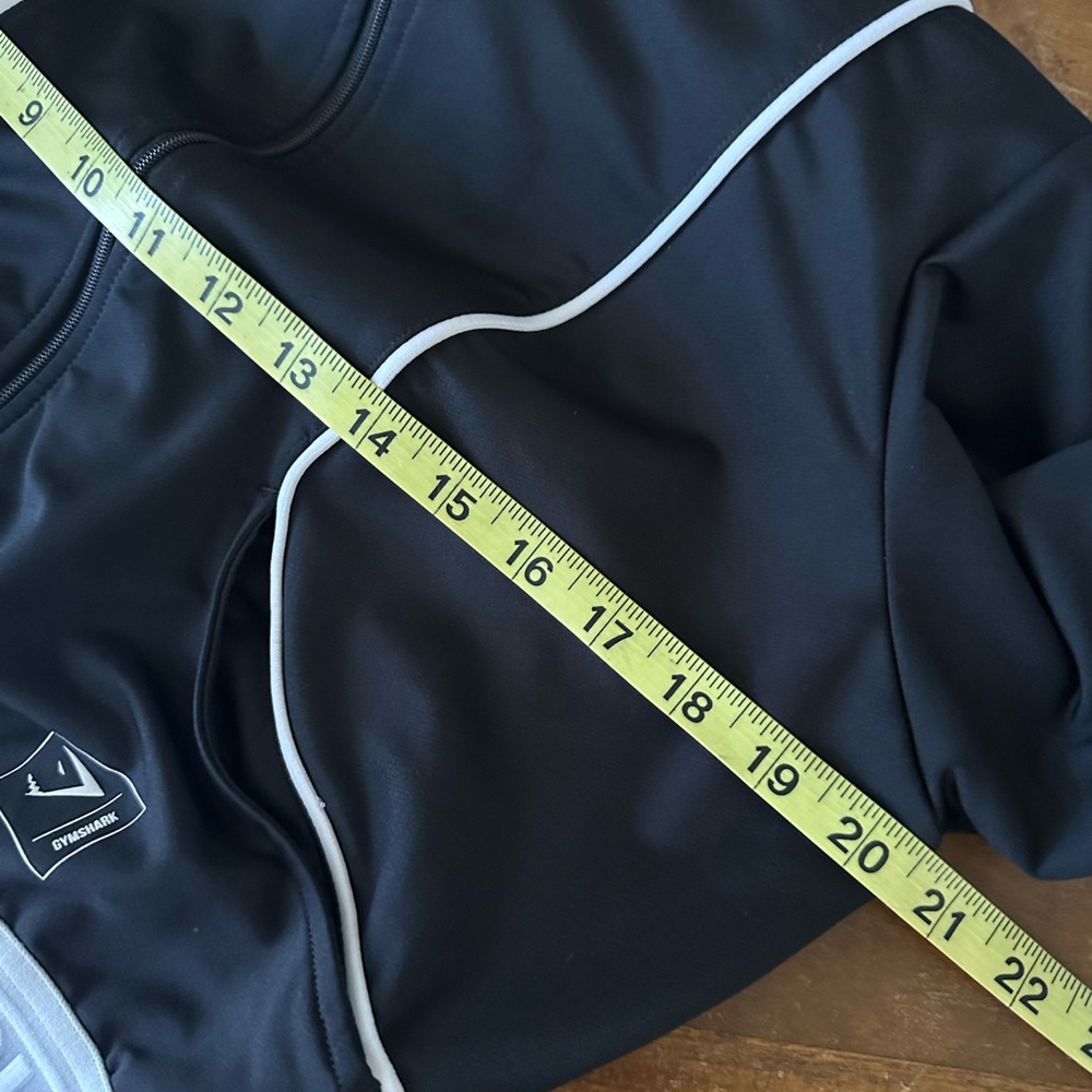 Gymshark‎ Recess black track top full zip ladies size Large - Picture 4 of 8